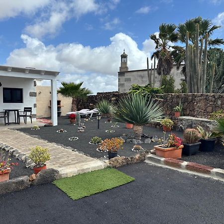 Mardelava Villa Tinajo Exterior photo
