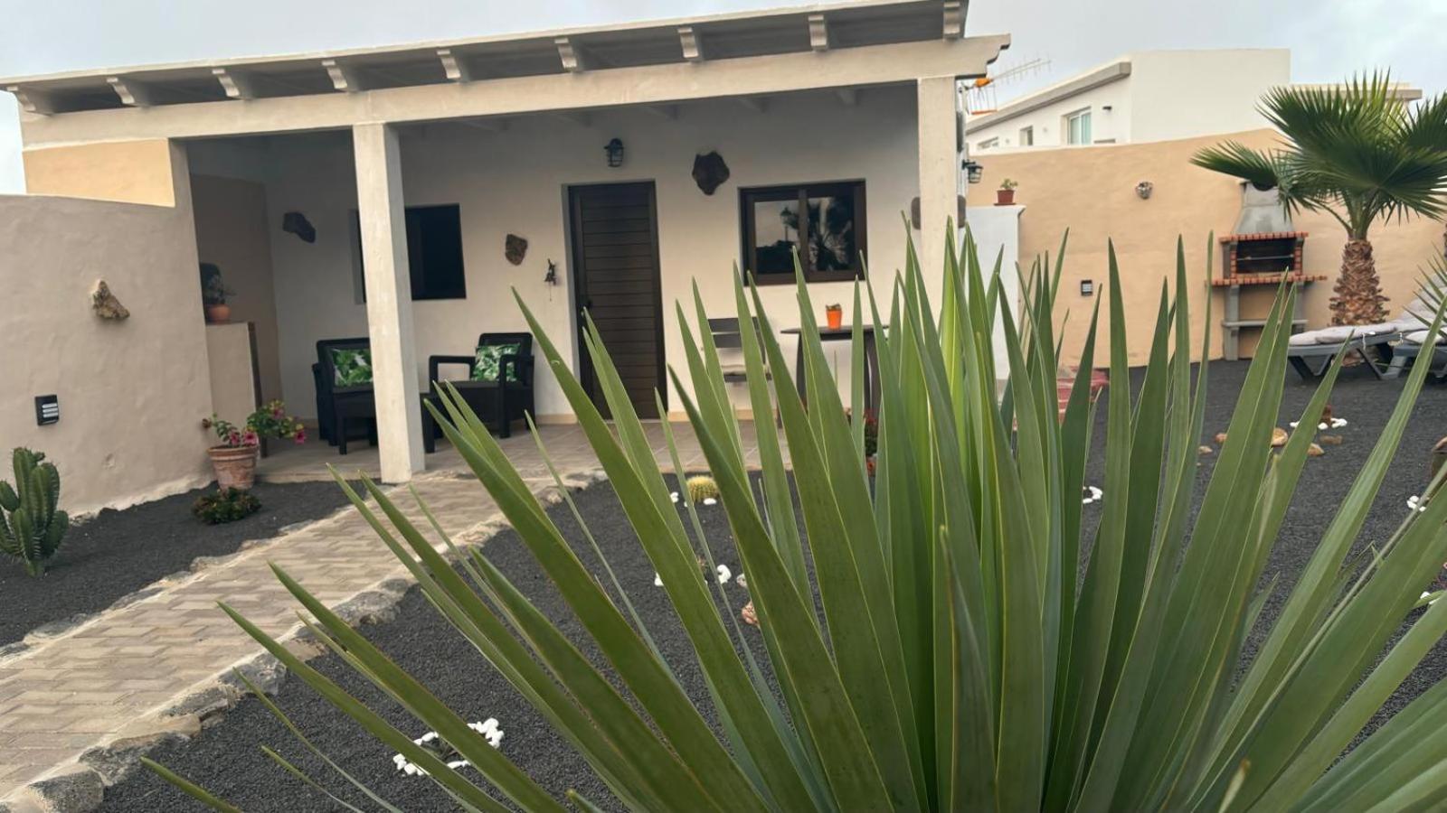 Mardelava Villa Tinajo Exterior photo